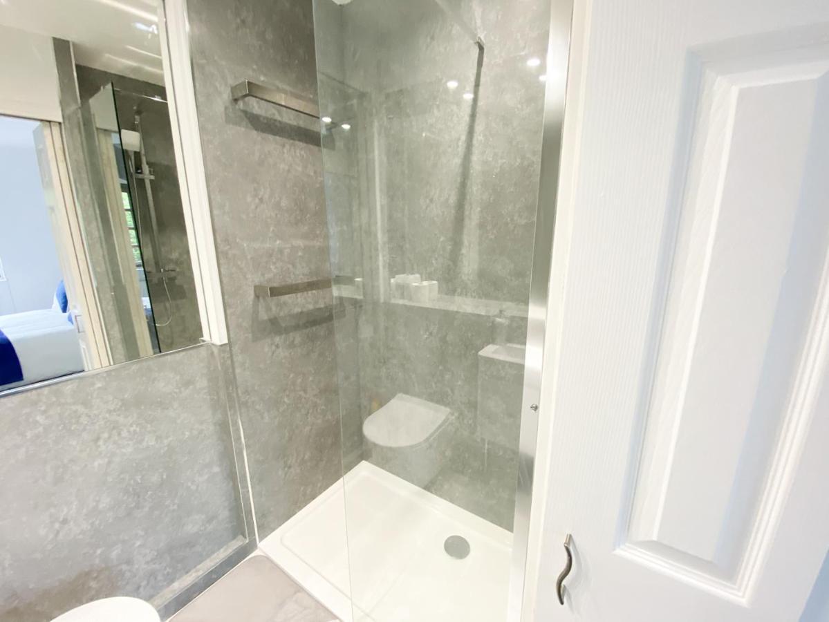 Harbourside House - Great Location - Parking - 2 En-Suites - Sleeps 5 Plus 1 Poole Exteriör bild