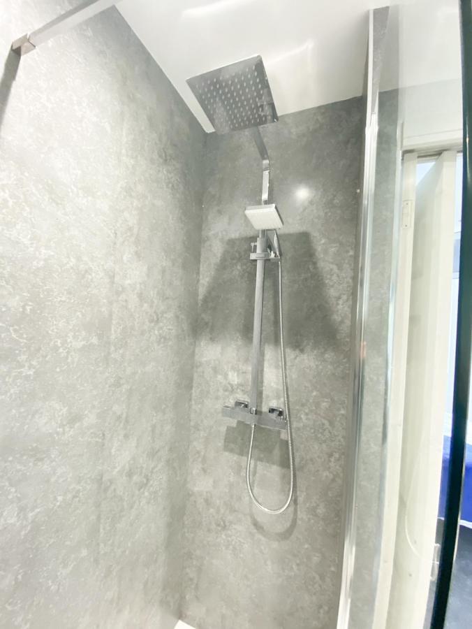 Harbourside House - Great Location - Parking - 2 En-Suites - Sleeps 5 Plus 1 Poole Exteriör bild