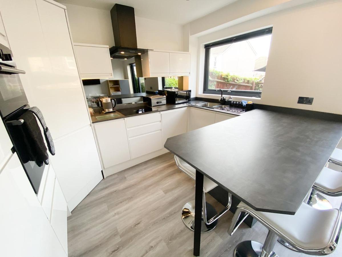 Harbourside House - Great Location - Parking - 2 En-Suites - Sleeps 5 Plus 1 Poole Exteriör bild