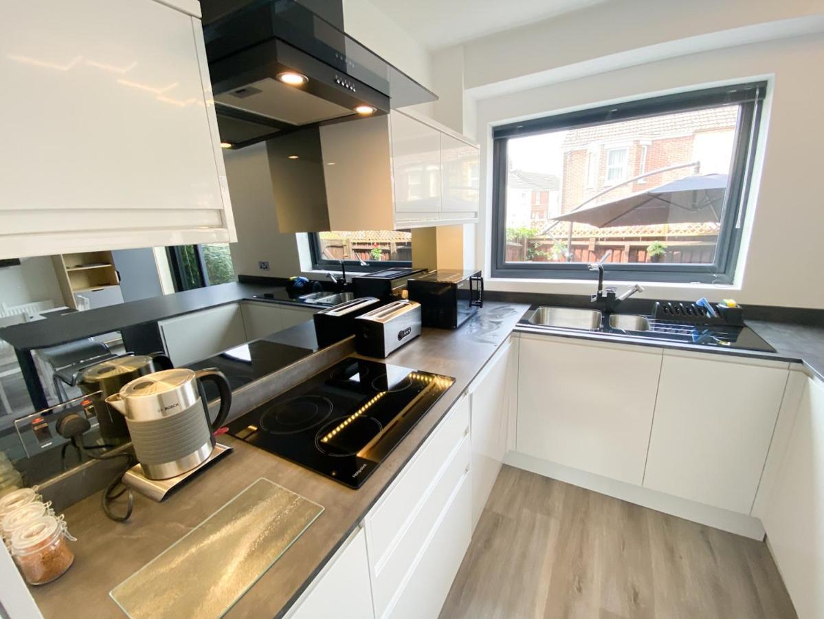 Harbourside House - Great Location - Parking - 2 En-Suites - Sleeps 5 Plus 1 Poole Exteriör bild